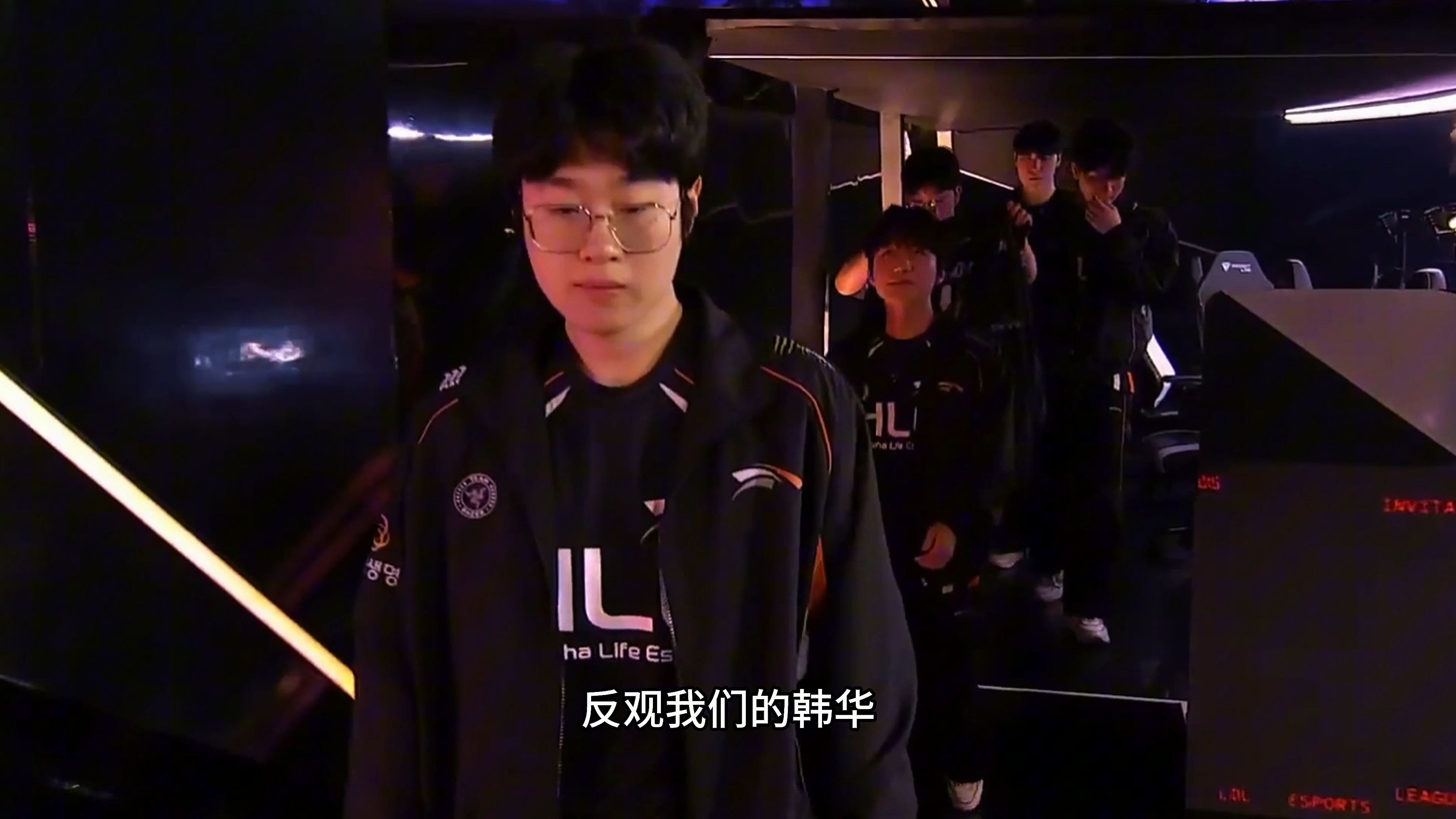 包含HLE轻取GEN，CoreJJ线上压制力十足焦点之战八强赛，成为赛场最大亮点的词条