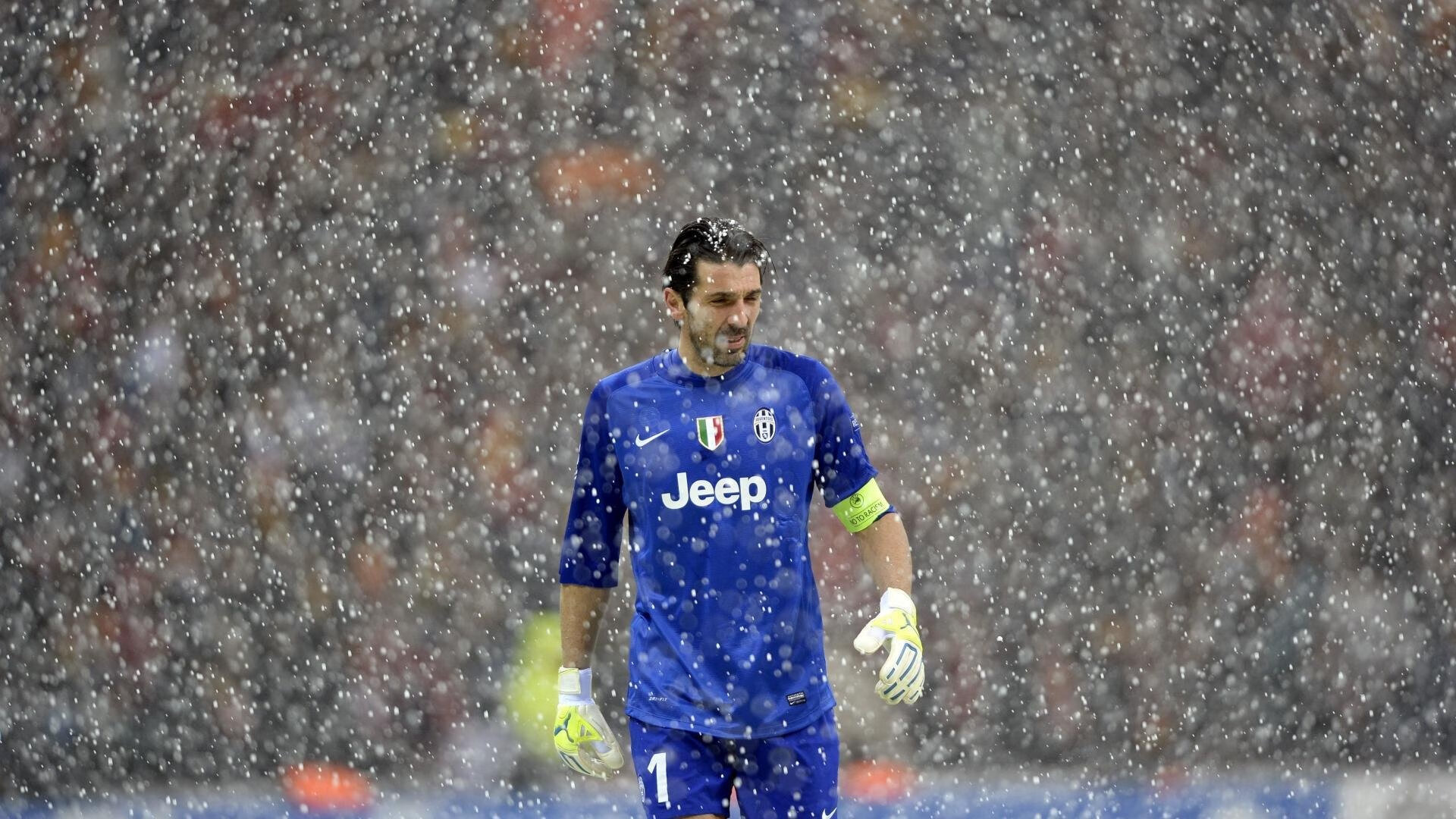 战术纪律VS巨星闪光，足球世界没有标准答案