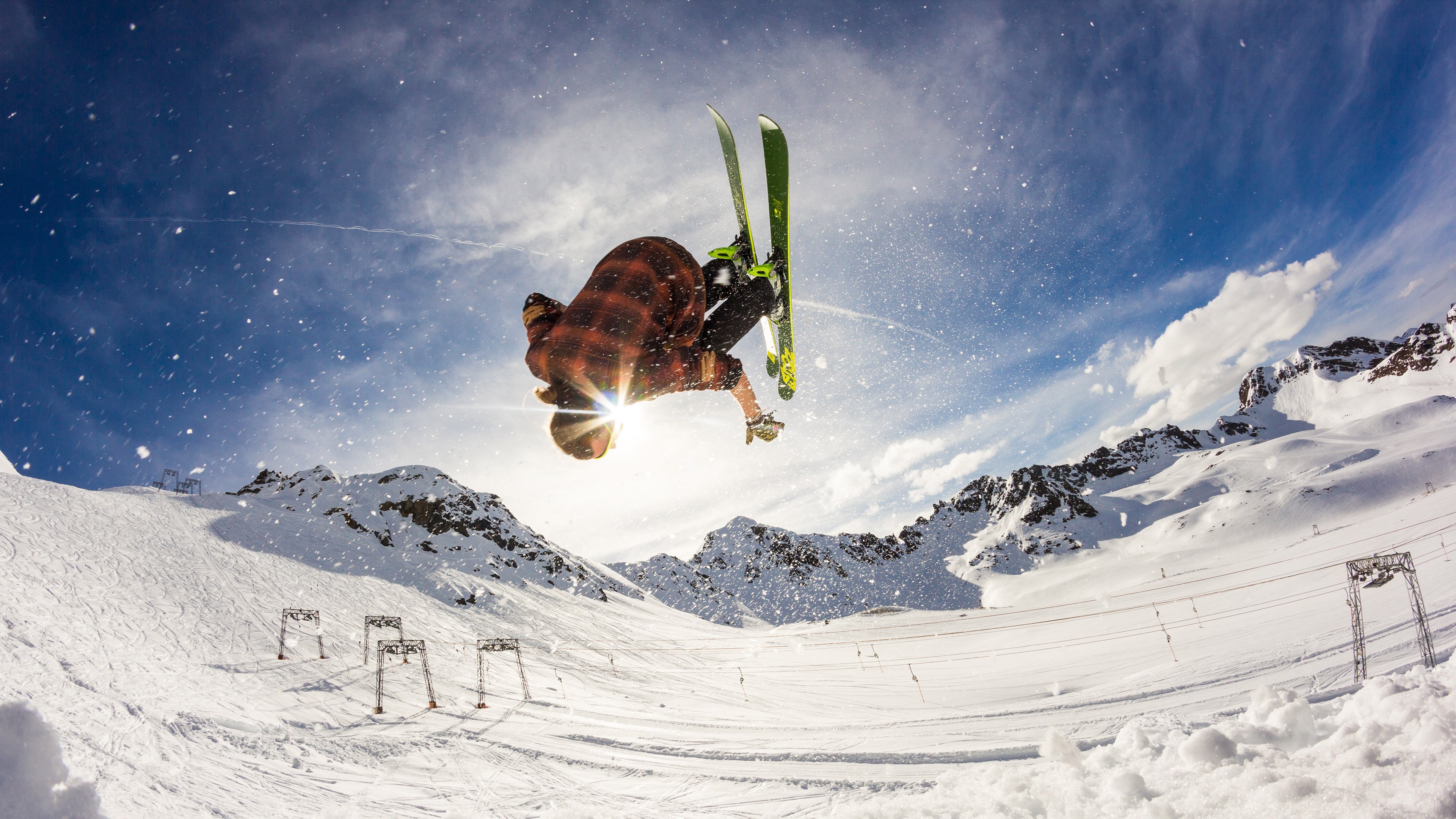 开云体育中国-黑马奔腾！罗马尼亚力克加纳挺进四强，罗德里戈一战封神